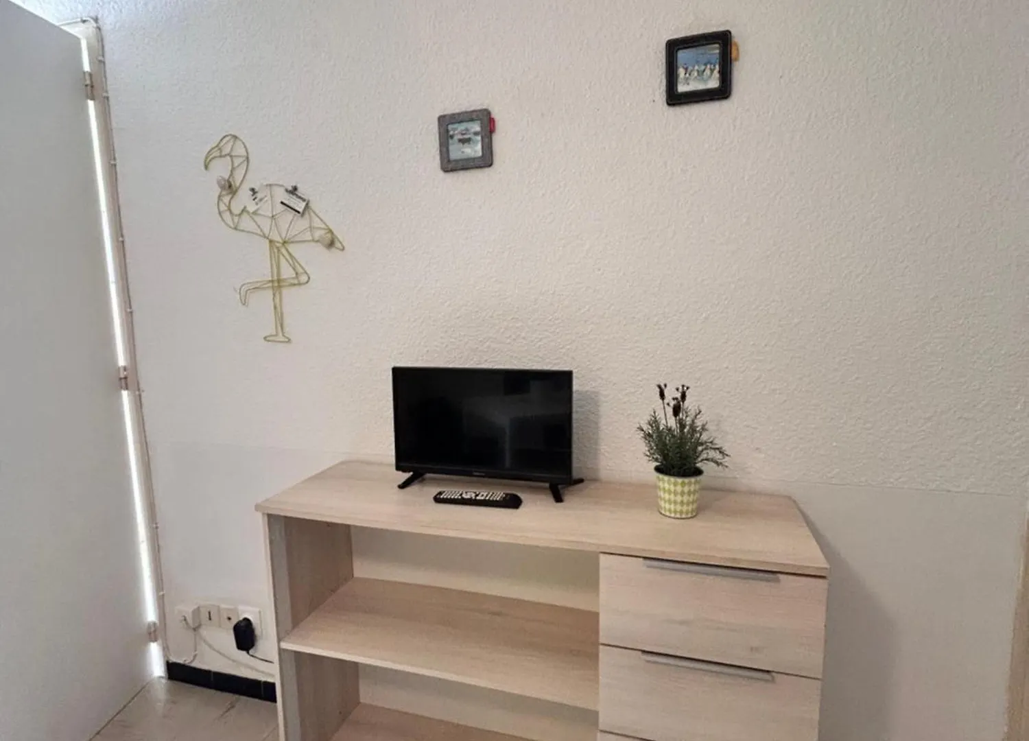 Studio Tournesol Au Pied Des Arenes Arles Apartment